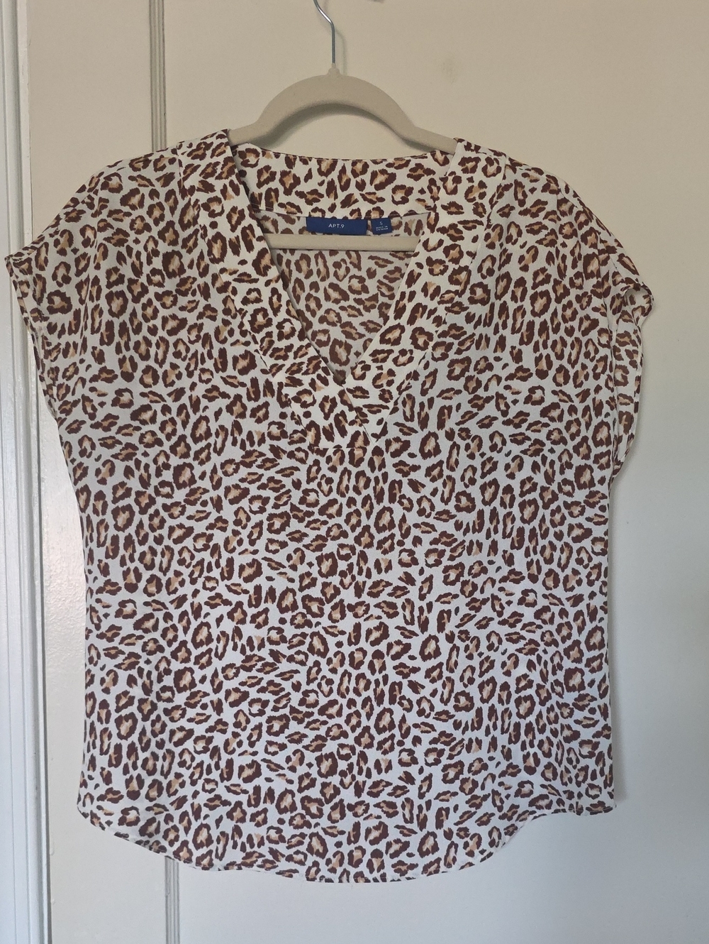 Apt. 9 Brown Leopard Print V-Neck Blouse on Cream
